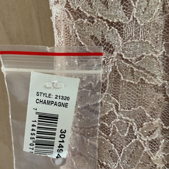Nightway gown nwt sz 10 champagne - Picture 6 of 13